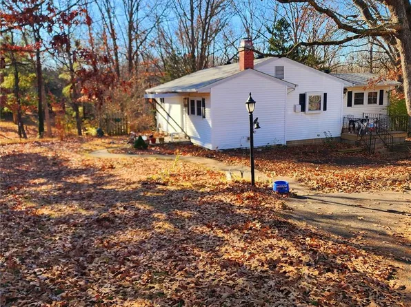 22110 Meadow Ln #1, Warrenton, MO 63383