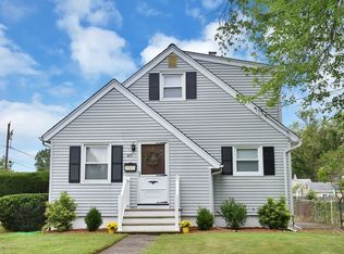 403 Riverdale Blvd, Pompton Lakes, NJ 07442