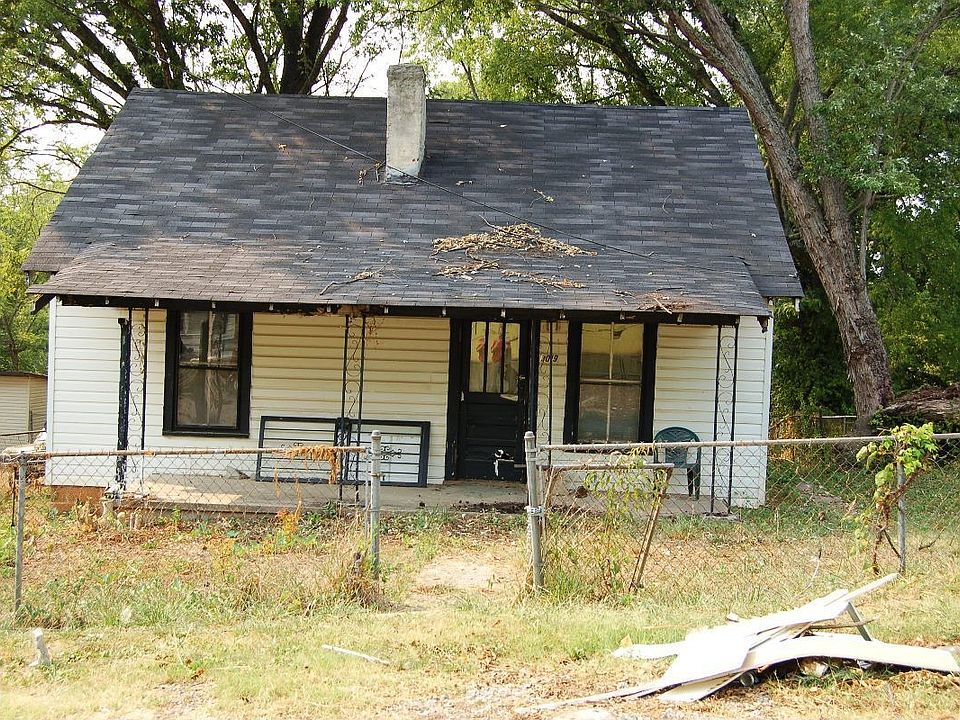 1st image of 3019 Sunset Ave