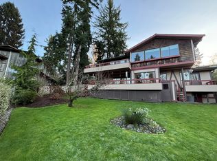 9008 Sand Point Way NE UNIT B, Seattle, WA 98115