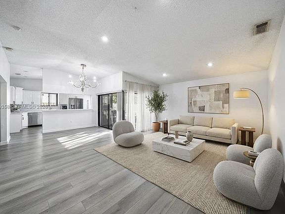 4th image of 13611 SW 281st Ter