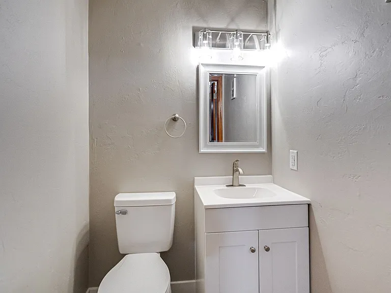 Meadow View East — Photo 96