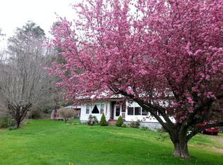 9828 State Highway 105 S, Banner Elk, NC 28604