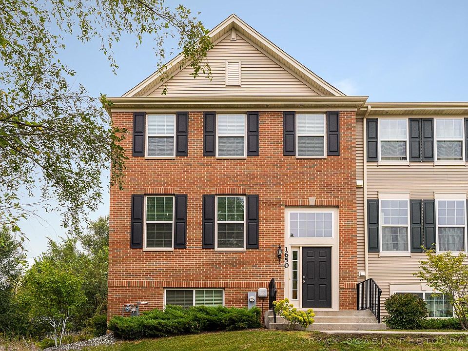 1st image of 1650 Deer Pointe Dr