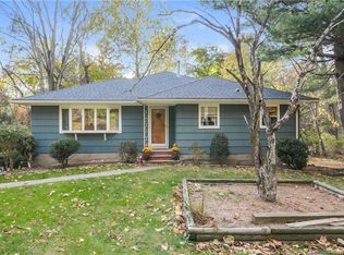 286 Greenbush Rd, Blauvelt, NY 10913