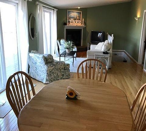 5th image of 8075 Oak Run Dr