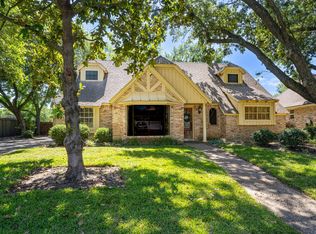 1704 Crystal Hills Dr, Houston, TX 77077