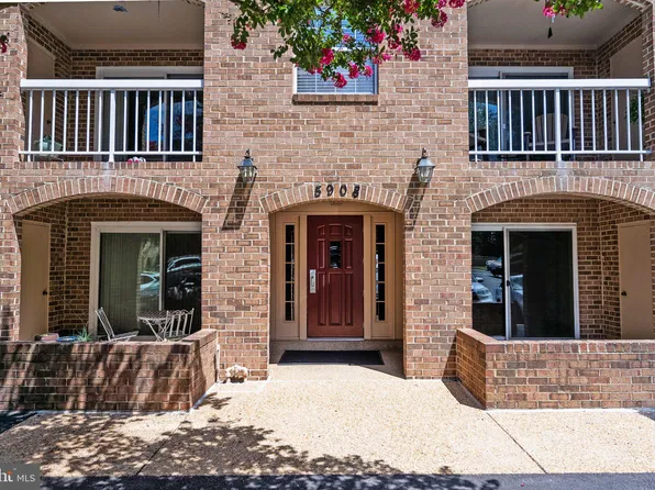 5908 Cove Landing Rd APT 204, Burke, VA 22015