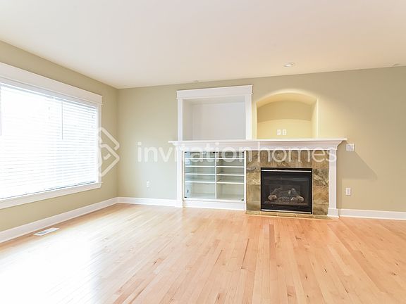 4th image of 17114 139th Ave E