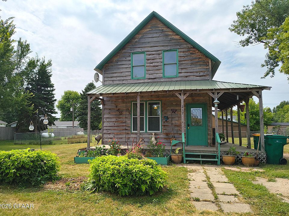 1st image of 217 Ives St
