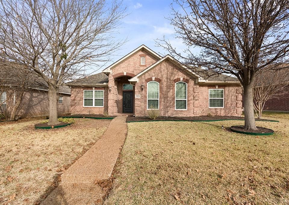 1st image of 10020 Cambridge Dr