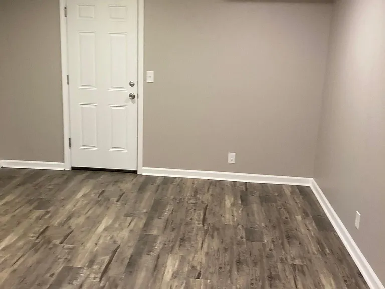 5802 Sprague St — Photo 5