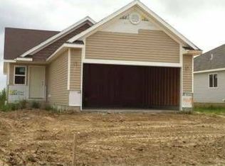 7809 S 24th St, Bellevue, NE 68147