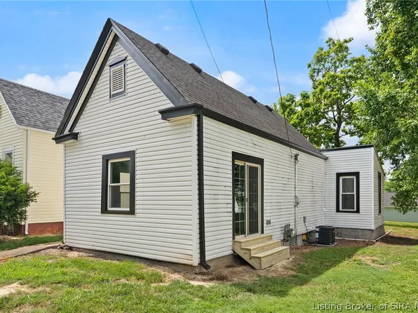 1329 Roosevelt Avenue, New Albany, IN 47150