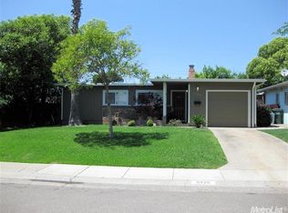 5725 Fairbairn Dr, North Highlands, CA 95660
