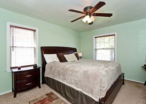 5th image of 10220 Saint Arthur Ln