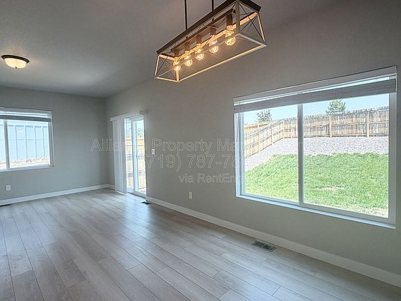 5th image of 11120 Anhinga Ct
