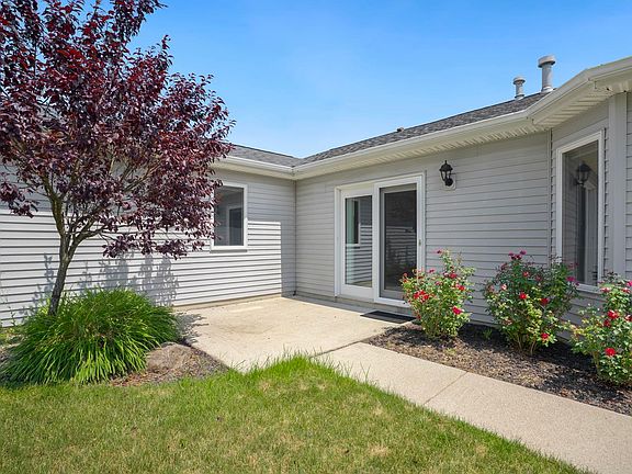 4th image of 7225 Lismore Ln