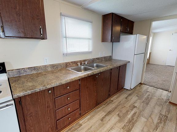 2nd image of 270 McAdam Dr