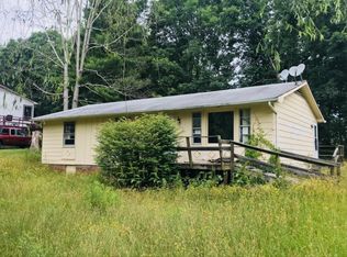 12111 Retford Rd, Coeburn, VA 24230