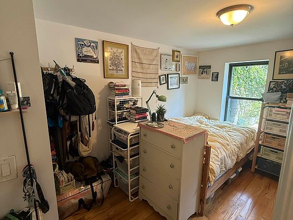 4th image of 1228 Hancock St #1