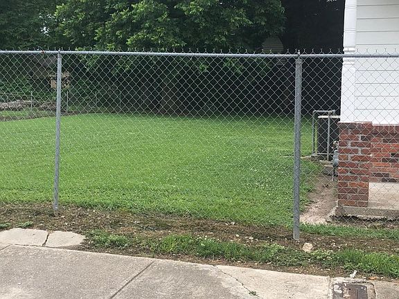 Gate