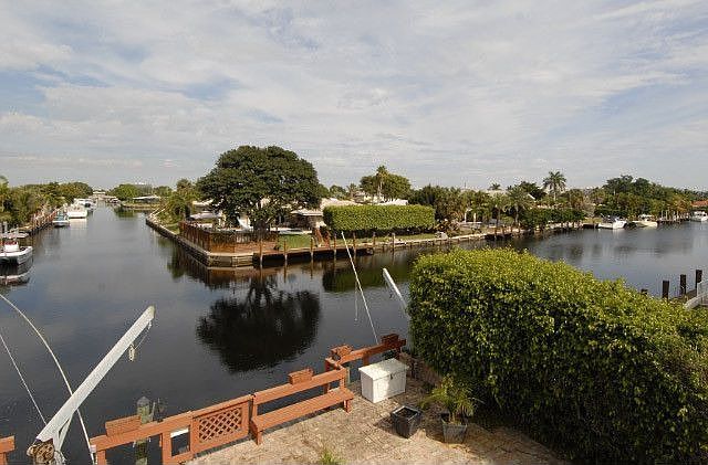 Long Water View ,Dock