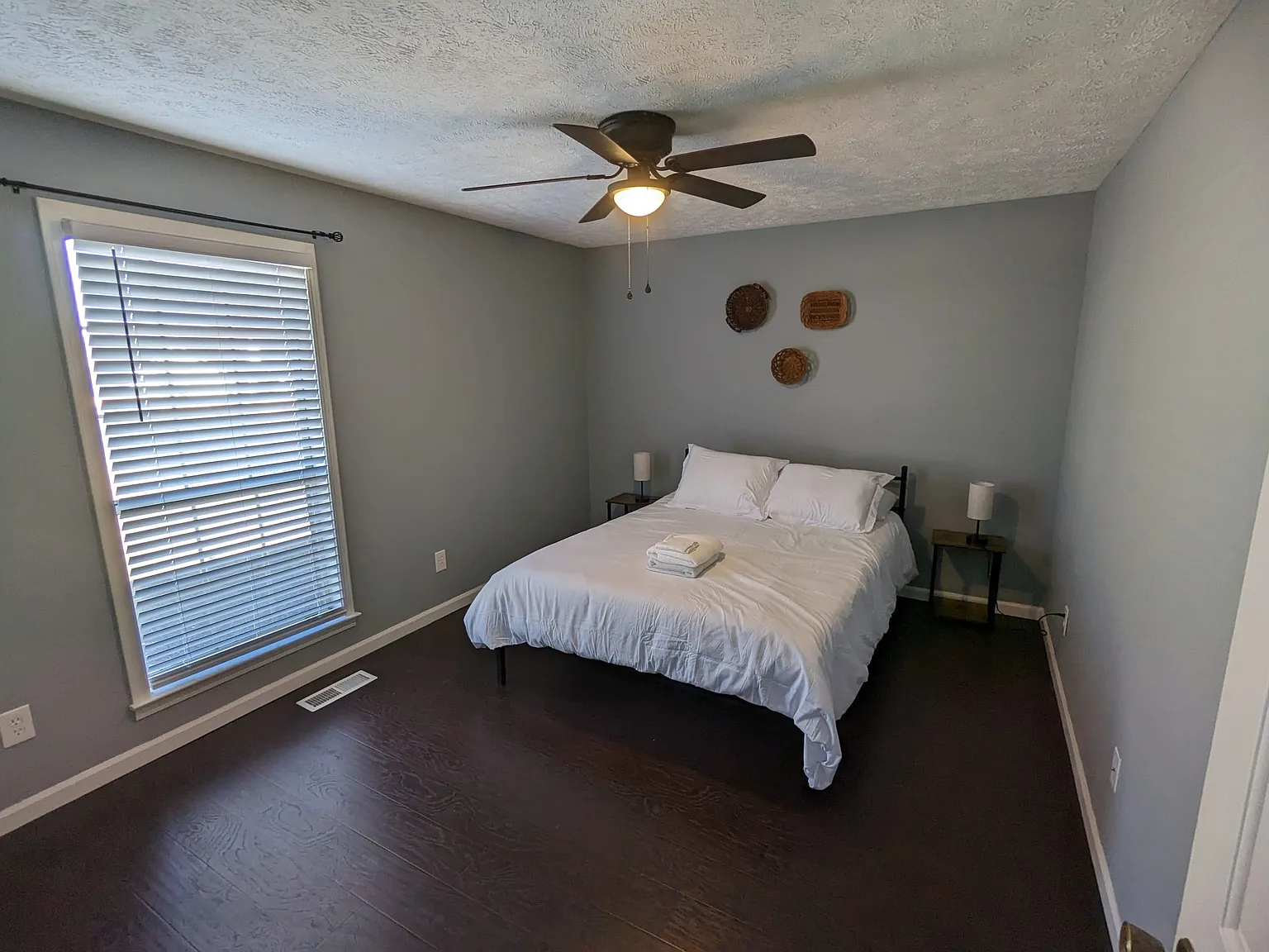 3 bed, $3,000 — Photo 3