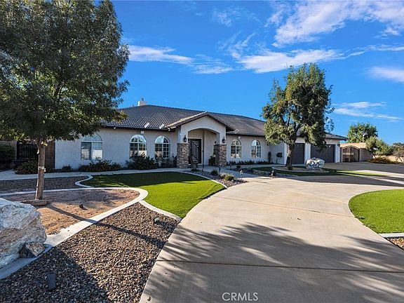 3rd image of 6980 Oakview Ct