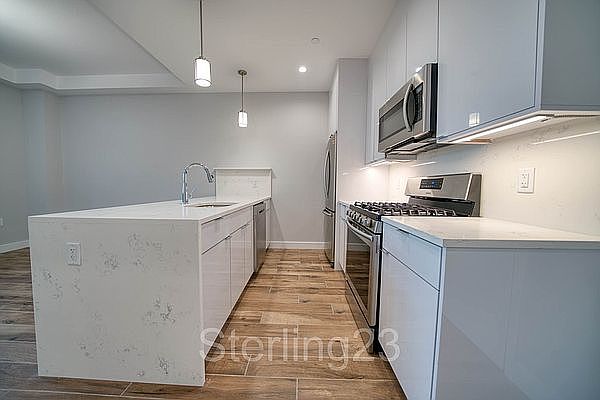 1st image of 31-12 24th Ave #5G