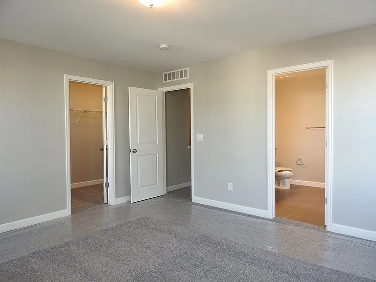 9320 E 61st Ave — Photo 9