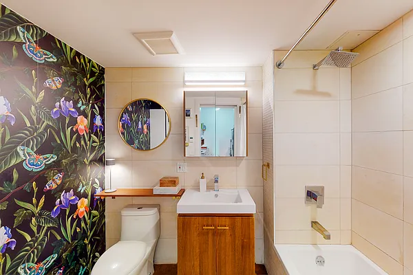 Sold by Compass | media 19