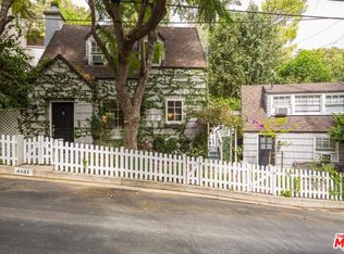 4141 Crisp Canyon Rd, Sherman Oaks, CA 91403