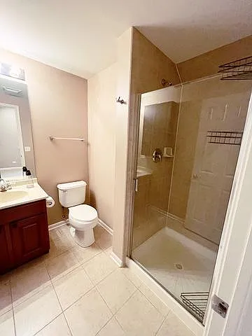 3 bed, 3.5 bath, 2189 sqft, $3,400 — Photo 4