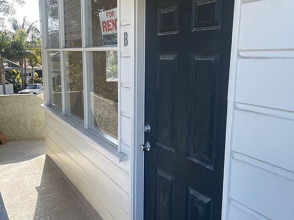 5th image of 1521 Marine Ave #B