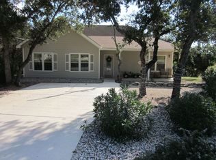 737 Canyon Edge, Canyon Lake, TX 78133