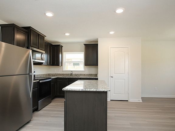 The Sabine by LGI Homes at Sterling Lakes