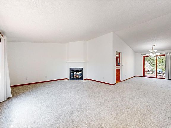 5th image of 10453 W Arkansas Drive
