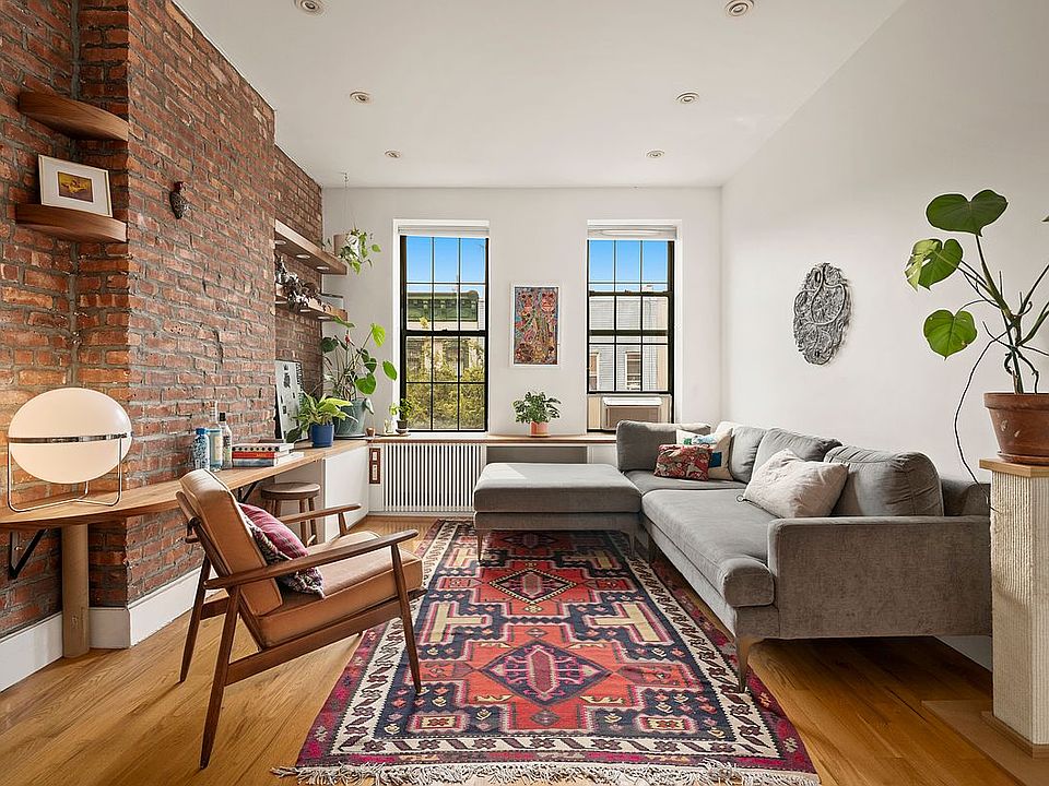 1st image of 289 Troutman St APT 3B