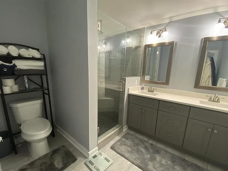1106 W Gregory St — Photo 22