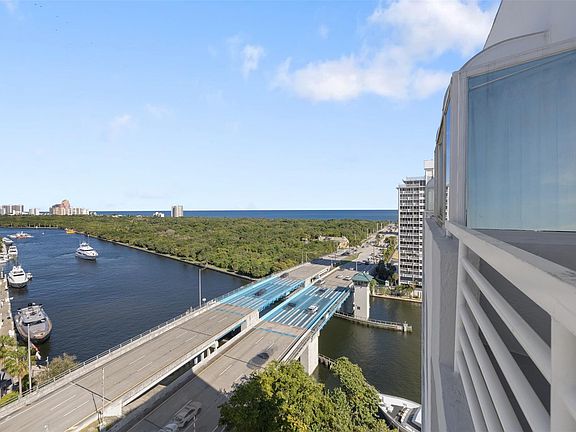 3rd image of 2670 E Sunrise Boulevard #1432