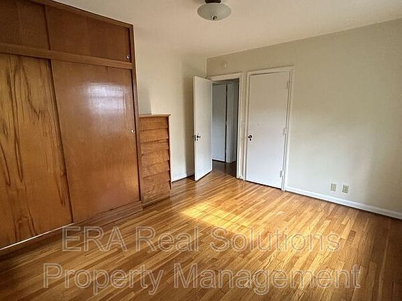 3rd image of 249 Loraine Ave #4