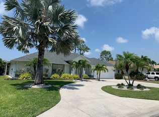 455 Ibis Way, Naples, FL 34110