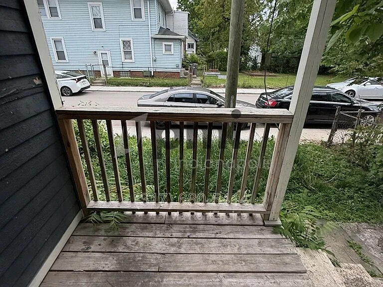 3502 N Kenwood Ave — Photo 3