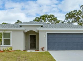 866 Carnival Rd SE, Palm Bay, FL 32909