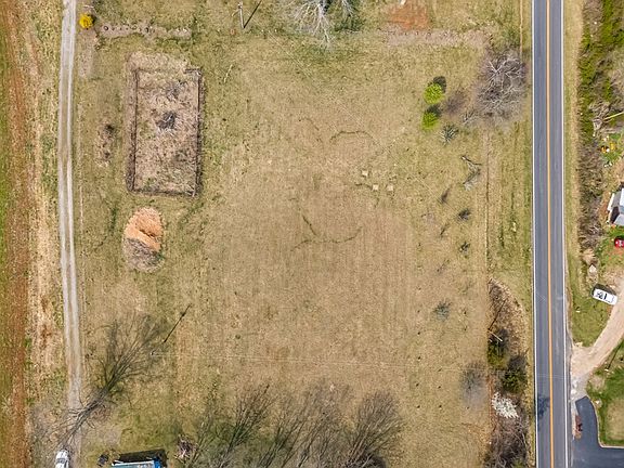 4th image of Ivanhoe Rd