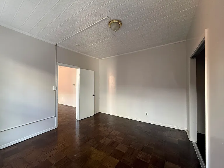 636 Avenue C #1R — Photo 7