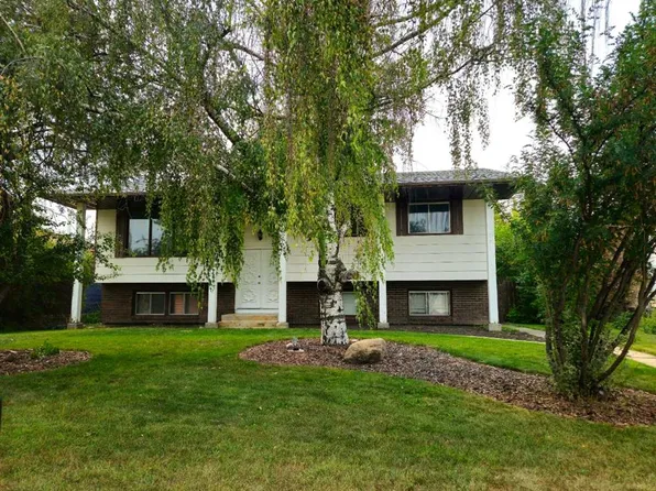 165 E Wilson Cres, Red Deer, AB T4N 5V6