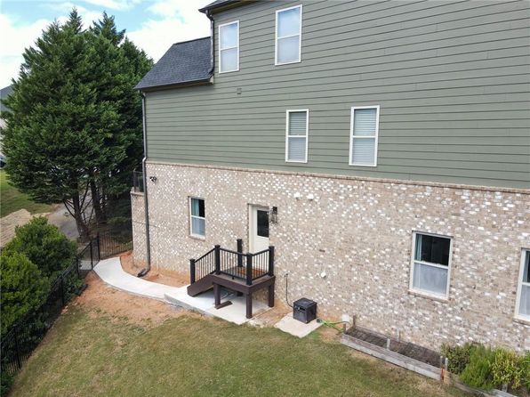 2184 Skye Isles Pass