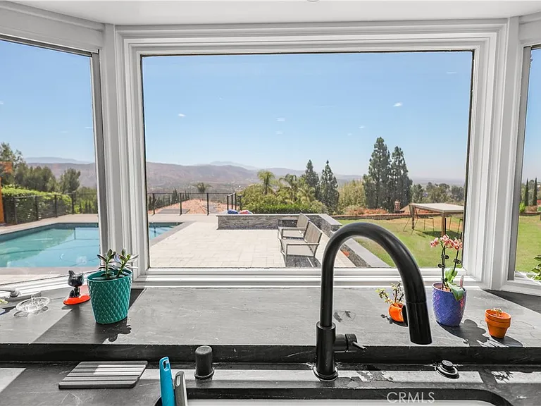 11172 Hunting Horn Dr — Photo 9